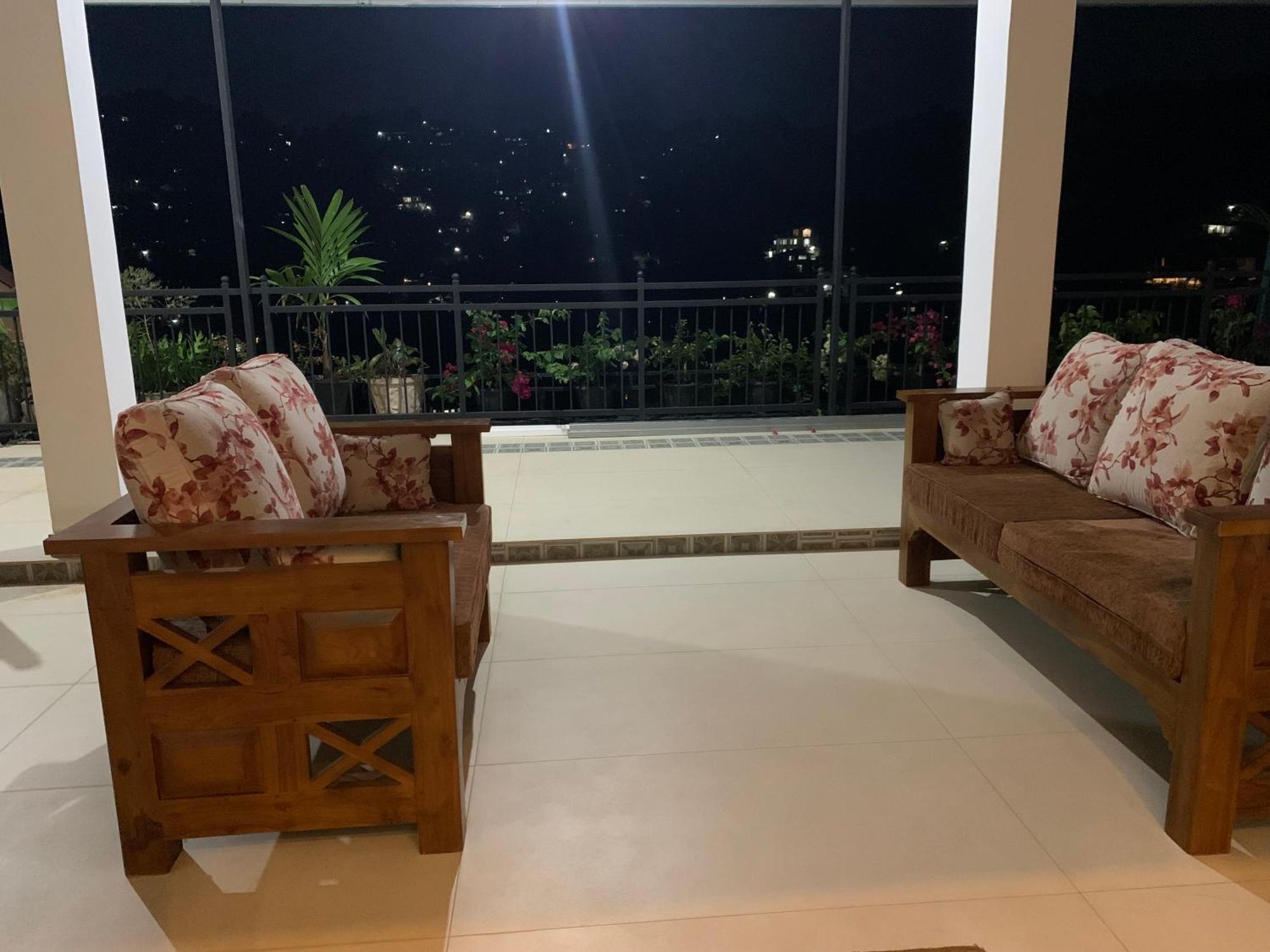 Luxury Apartment The Walkers Nest キャンディー エクステリア 写真