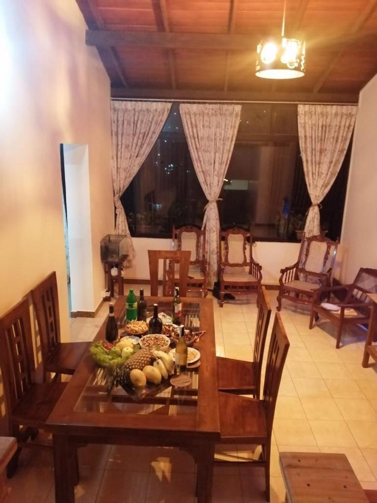 Luxury Apartment The Walkers Nest キャンディー エクステリア 写真